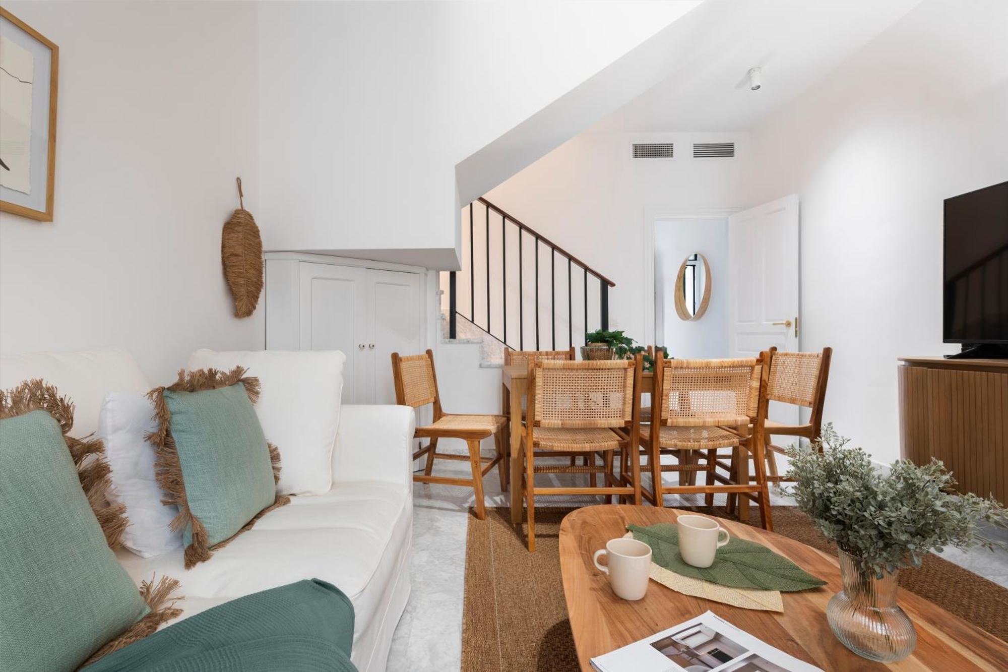 Magno Apartments San Laureano - Private Parking Included Siviglia Esterno foto